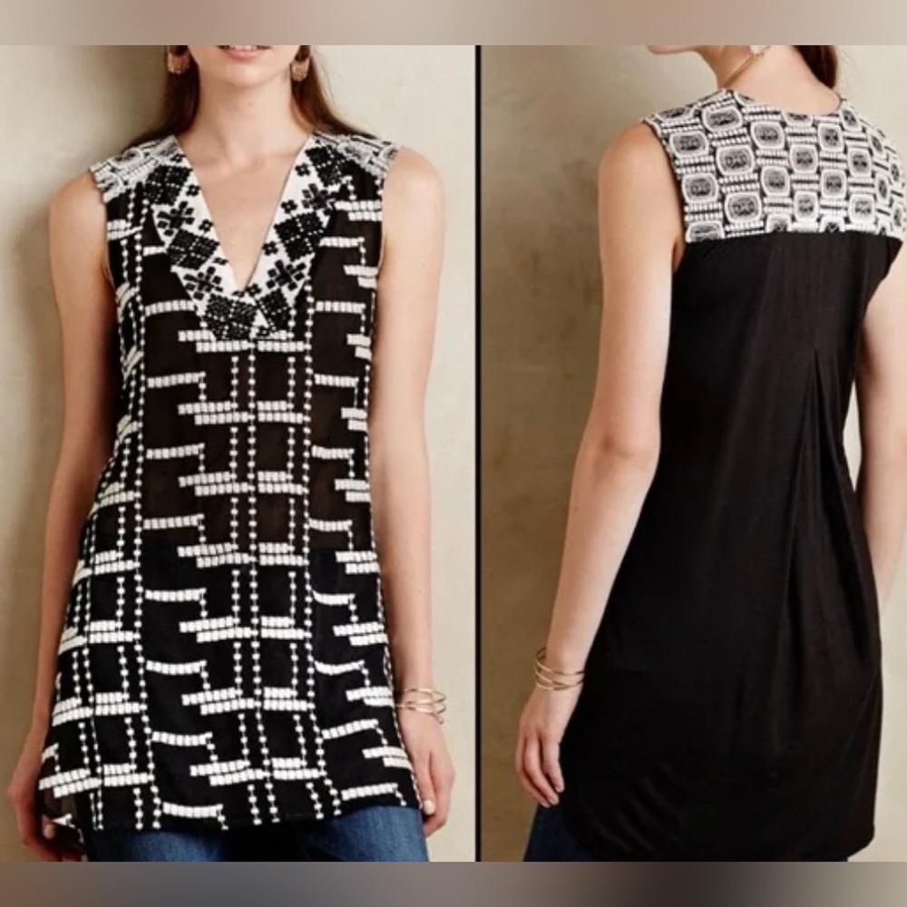 Tiny by Anthropologie Black & White Geometric Embroidered Tank Blouse - Size XS
